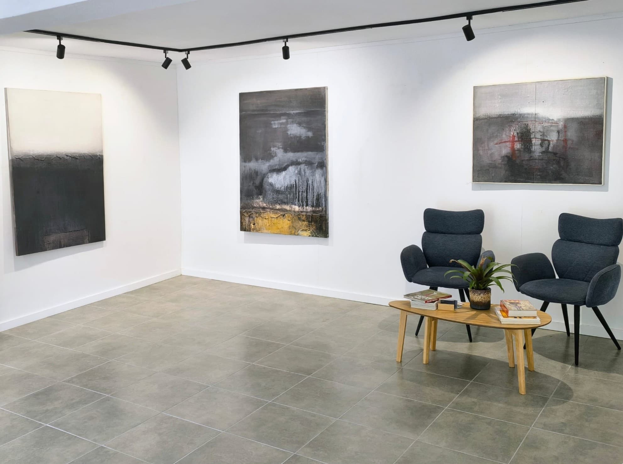 Xochi Art Gallery Interior View — New Horizons Exhibition
