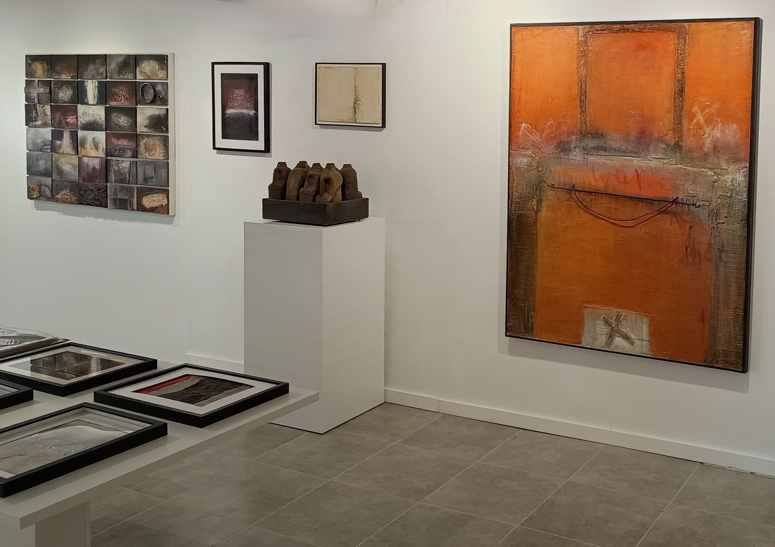 Make Art not War Exhibition by Roger Remaut at Xochi Art Gallery