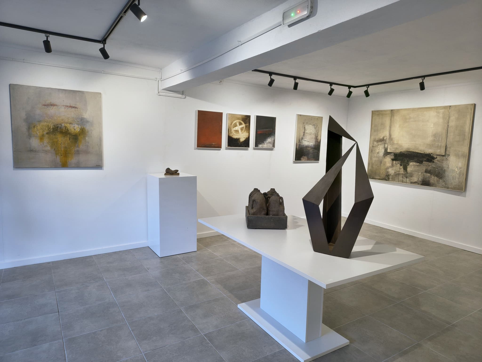 Reflecting on 2025 and Embracing 2026 at Xochi Art Gallery